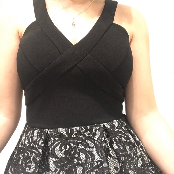 Black and White Formal Dress - Picture 2 of 8